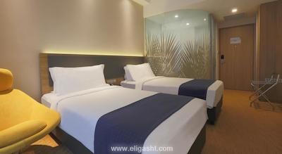 هالیدی این اورچارد سیتی سنتر