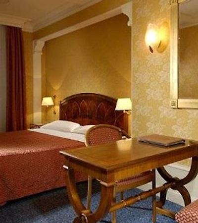 ارت هتل اُرلجیو