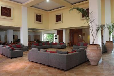 پاندیا هلید ویلیج