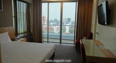 گرند ایمپریال هتل