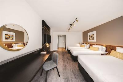 ویب هتل اسیدنی