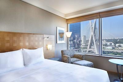 هیلتون ساو پاولو مرومبی