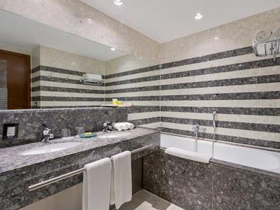 ریال تولیپ براسیلیا آلورادا