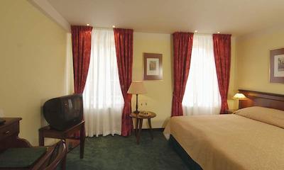 ای هتل جلنی دوور