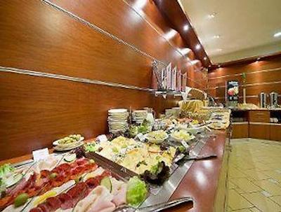 رامادا آیرپرت پراگو