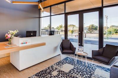 کوالیتی هتل رولز کلوب واگا