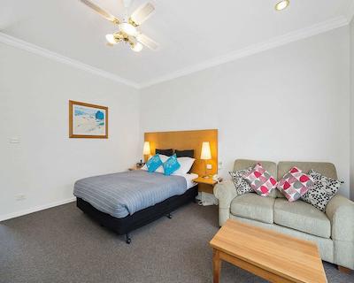 کمفرت این د اینترنیشنال