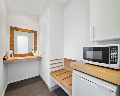 کمفرت این د اینترنیشنال