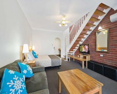 کمفرت این د اینترنیشنال