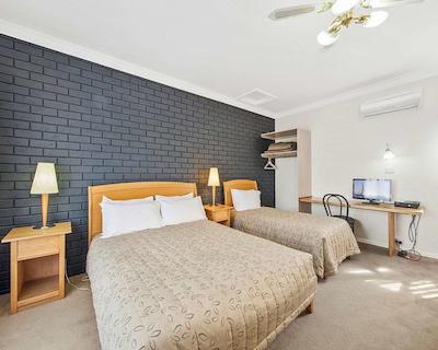 کمفرت این د اینترنیشنال