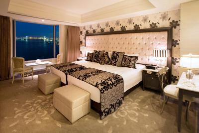 اینترکنتیننتال تکیو ب