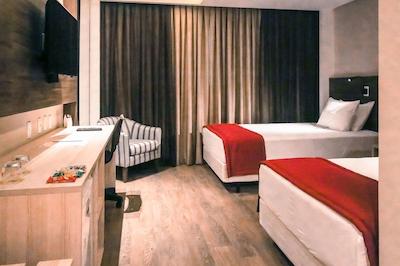 کمفرت هتل انپلیز