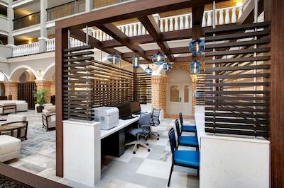 امباسی سویتز بای هیلتون اُرلاندو اینترنیشنال دریو کنونشن سنتر