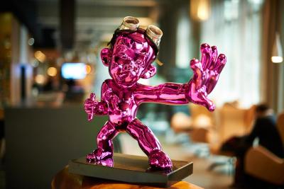 ماکسی برلین اُستباهنهف