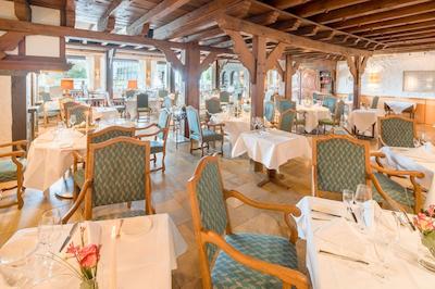 بست وسترن پرمیر اسیهتل کراوتکرمر