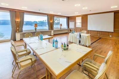 بست وسترن پرمیر اسیهتل کراوتکرمر