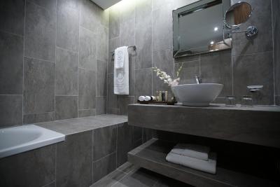 ریال تولیپ اچرافیه