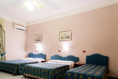 هتل آلتاویلا 9