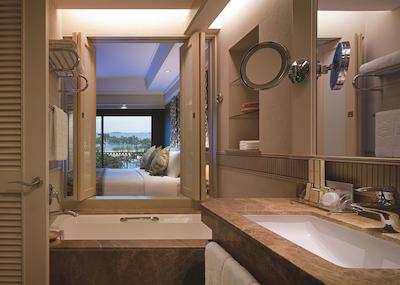 شانگری-لاس راسا سنتوسا ریزورت