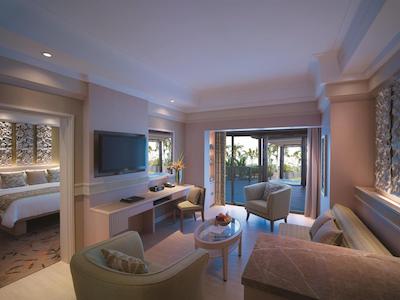 شانگری-لاس راسا سنتوسا ریزورت