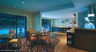 شانگری-لاس راسا سنتوسا ریزورت