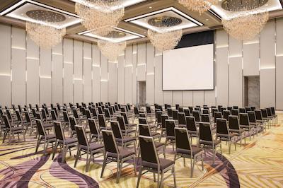 د وستین جاکارتا