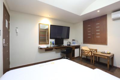 سیتی پارک هتل جننو