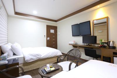 سیتی پارک هتل جننو