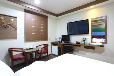 سیتی پارک هتل جننو