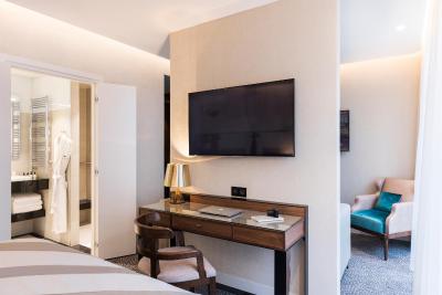 میسُن آلبار هتلز-ل پنت-نوف