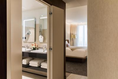 میسُن آلبار هتلز-ل پنت-نوف