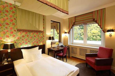 رمانتیک هتل کیلر کاوفمان