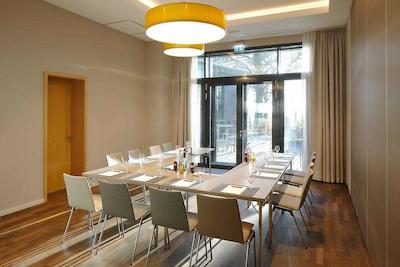 رمانتیک هتل کیلر کاوفمان