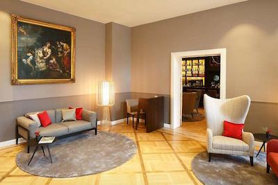 رمانتیک هتل کیلر کاوفمان