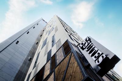 د سون سویتز