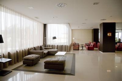 گران هتل سروانتز بای بلو اسیا