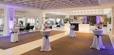 ه10 اندالوشیا پلازا