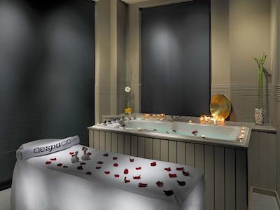 ه10 اندالوشیا پلازا