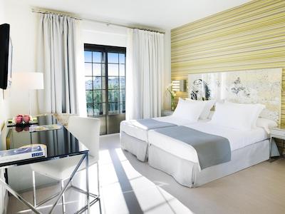 ه10 اندالوشیا پلازا