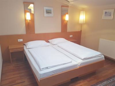 هتل پنشن هدن