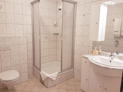 هتل پنشن هدن