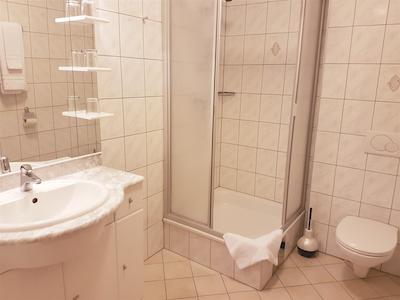 هتل پنشن هدن