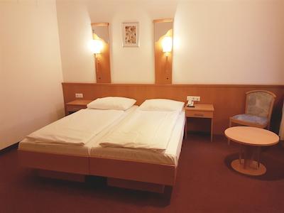 هتل پنشن هدن