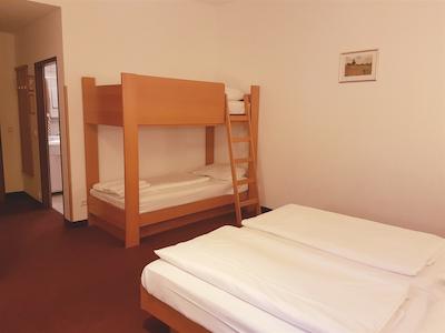 هتل پنشن هدن