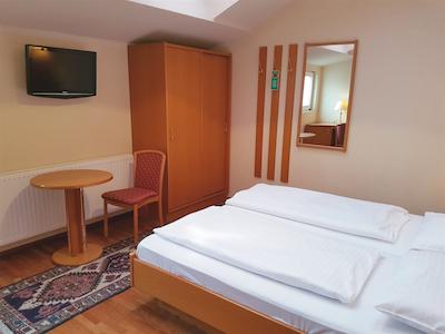 هتل پنشن هدن