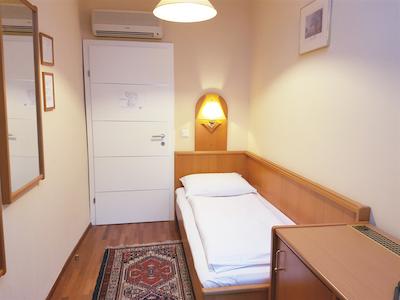 هتل پنشن هدن