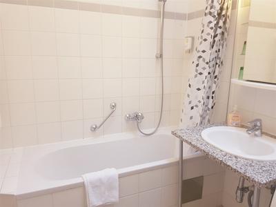 هتل پنشن هدن