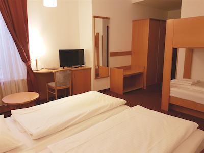 هتل پنشن هدن