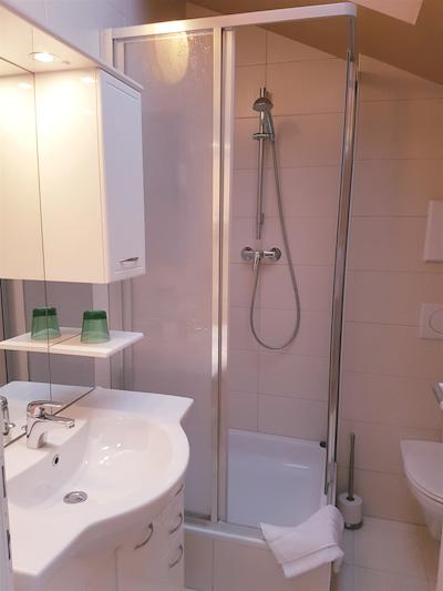 هتل پنشن هدن