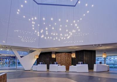 رادیسن بلو ریزرت اند اسپا گران کاناریا مگان